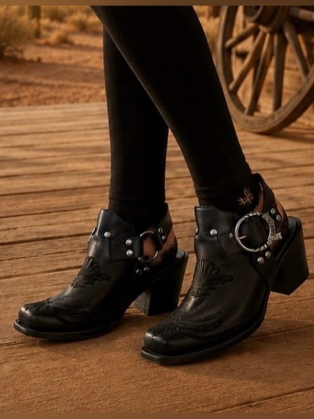 John Fluevog Loretta Western Slingback Heel Booties Size 8 Rare Black